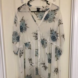 Torrid Hi Low button chiffon style top